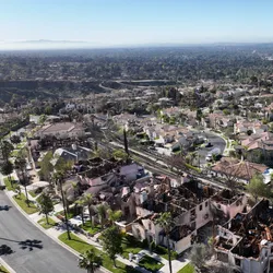 Aerial image of wildfire damage in the La Viña community near Los Angeles, highlighting the extent of structural loss and the importance of VOC monitoring with SIFT-MS in post-fire environments.