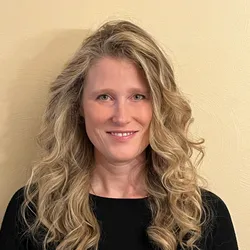 Denise Bell