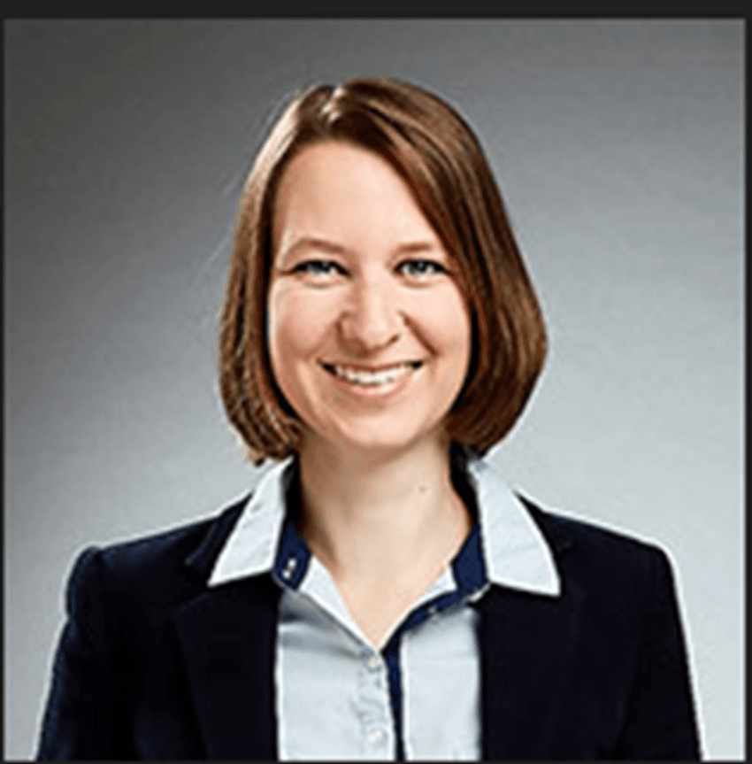 Dr. Andrea Krumm Dr. Andrea Krumm