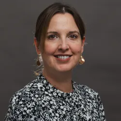 Caroline Widdowson Headshot