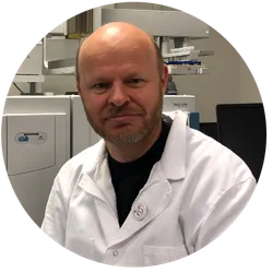 Vladimir Nikoforov headshot