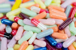 Colorful pharmaceutical capsules for DART-MS analysis