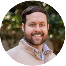 Alan Owens headshot