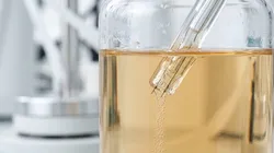 Karl Fischer titration setup with liquid electrolyte