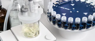 Laboratory set up for Karl Fischer titration